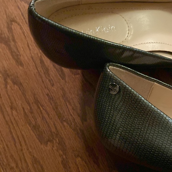 Calvin Klein EUC, Like New Wedge Stacked Heels, 4” heel, no callouts, no box - Picture 4 of 7